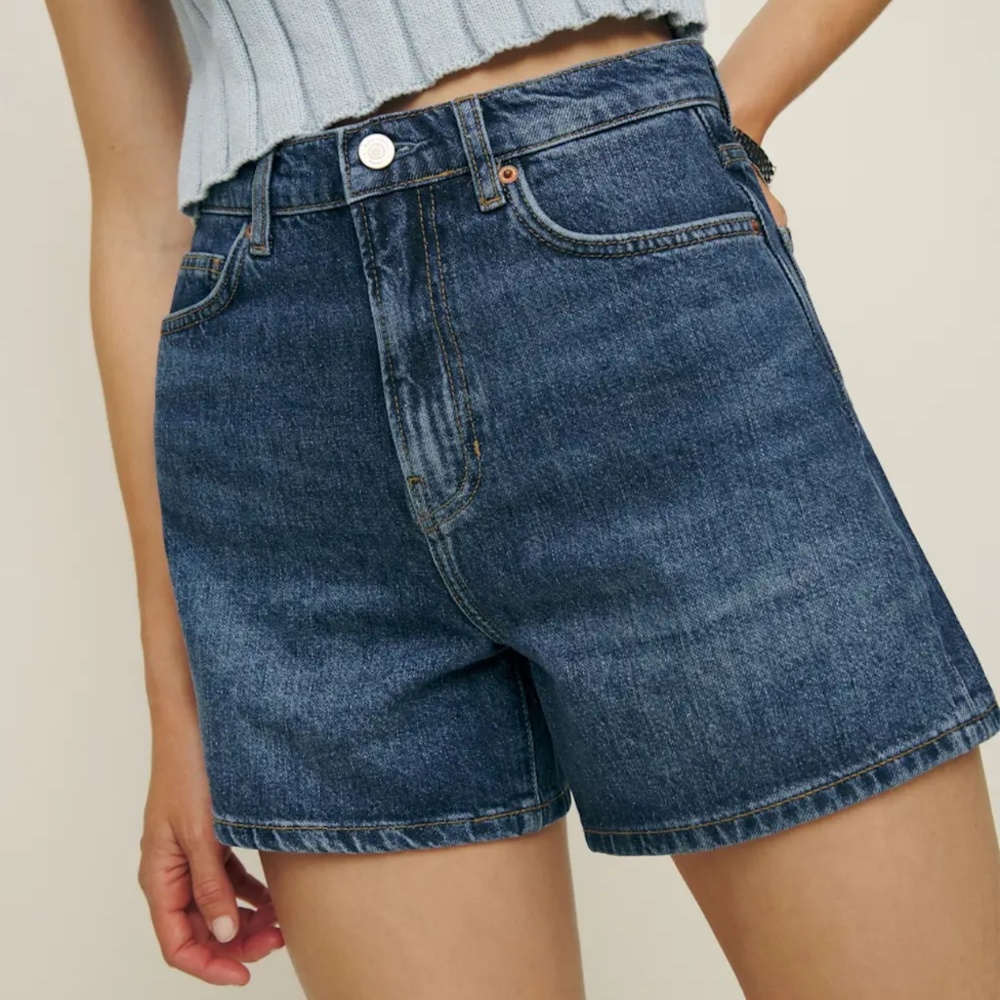 NWT Reformation Wilder High Rise Relaxed Jean Shorts Donner - Size 29